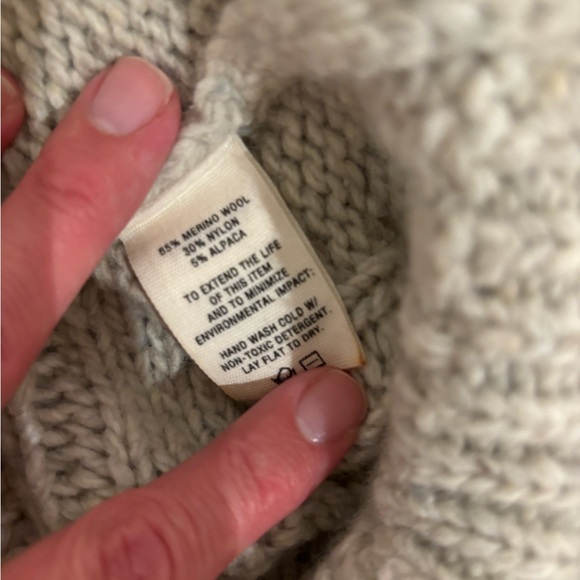 Alex Mill Cream Cable Knit Sweater - Picture 10 of 10